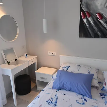 Appartement Nede 1 *